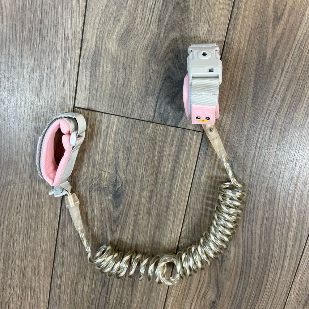 Anti Lost wrist Band Safety Link for kids or toddlers